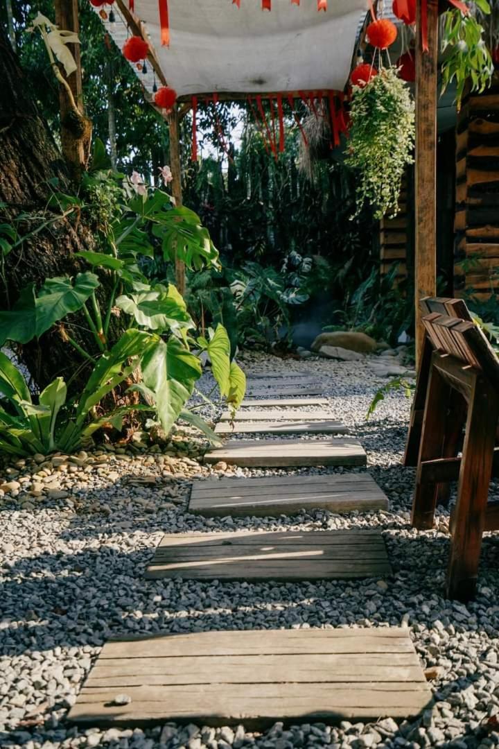 Harmony Garden - Home And Coffee Hue Buitenkant foto