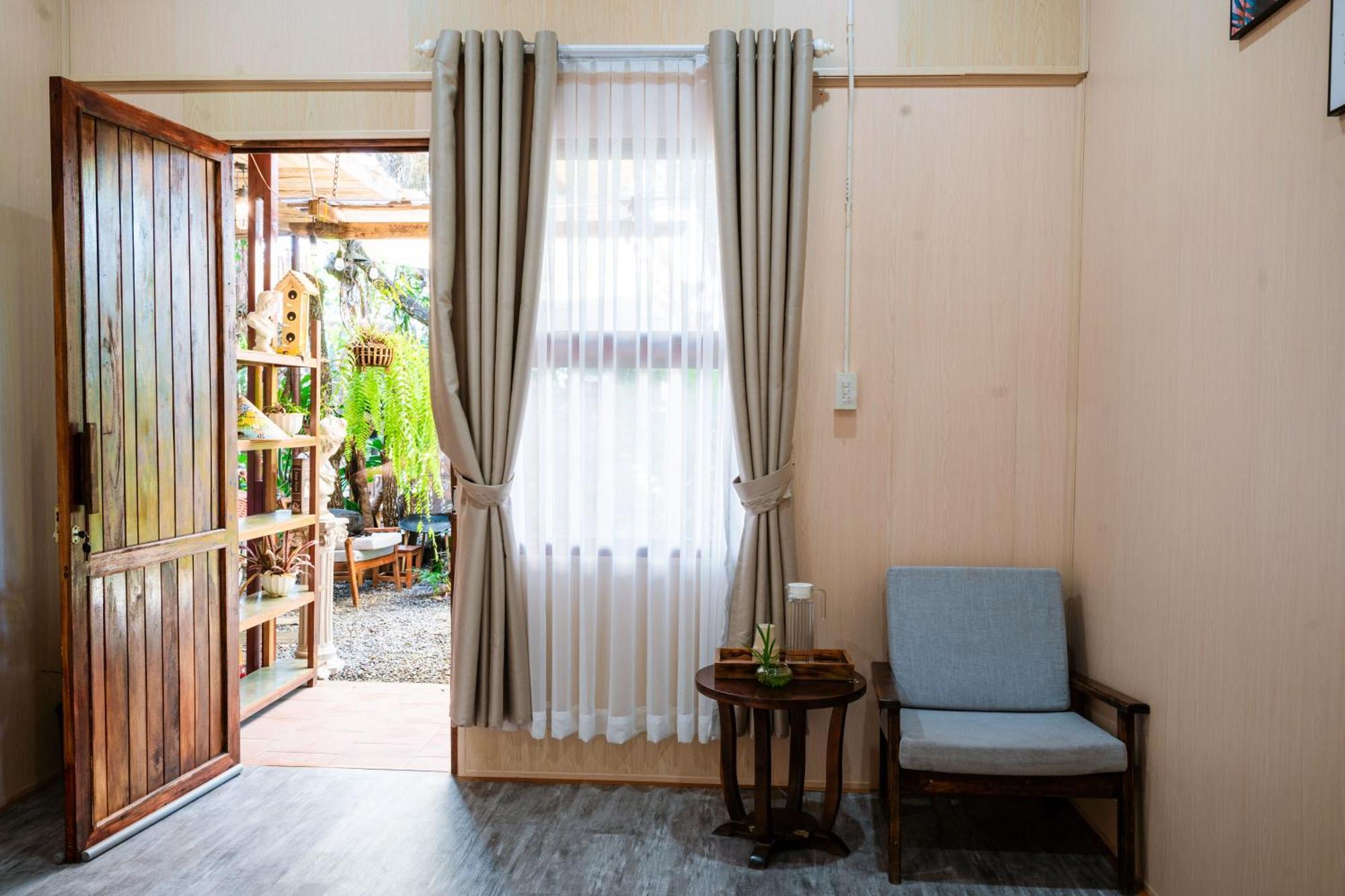Harmony Garden - Home And Coffee Hue Buitenkant foto